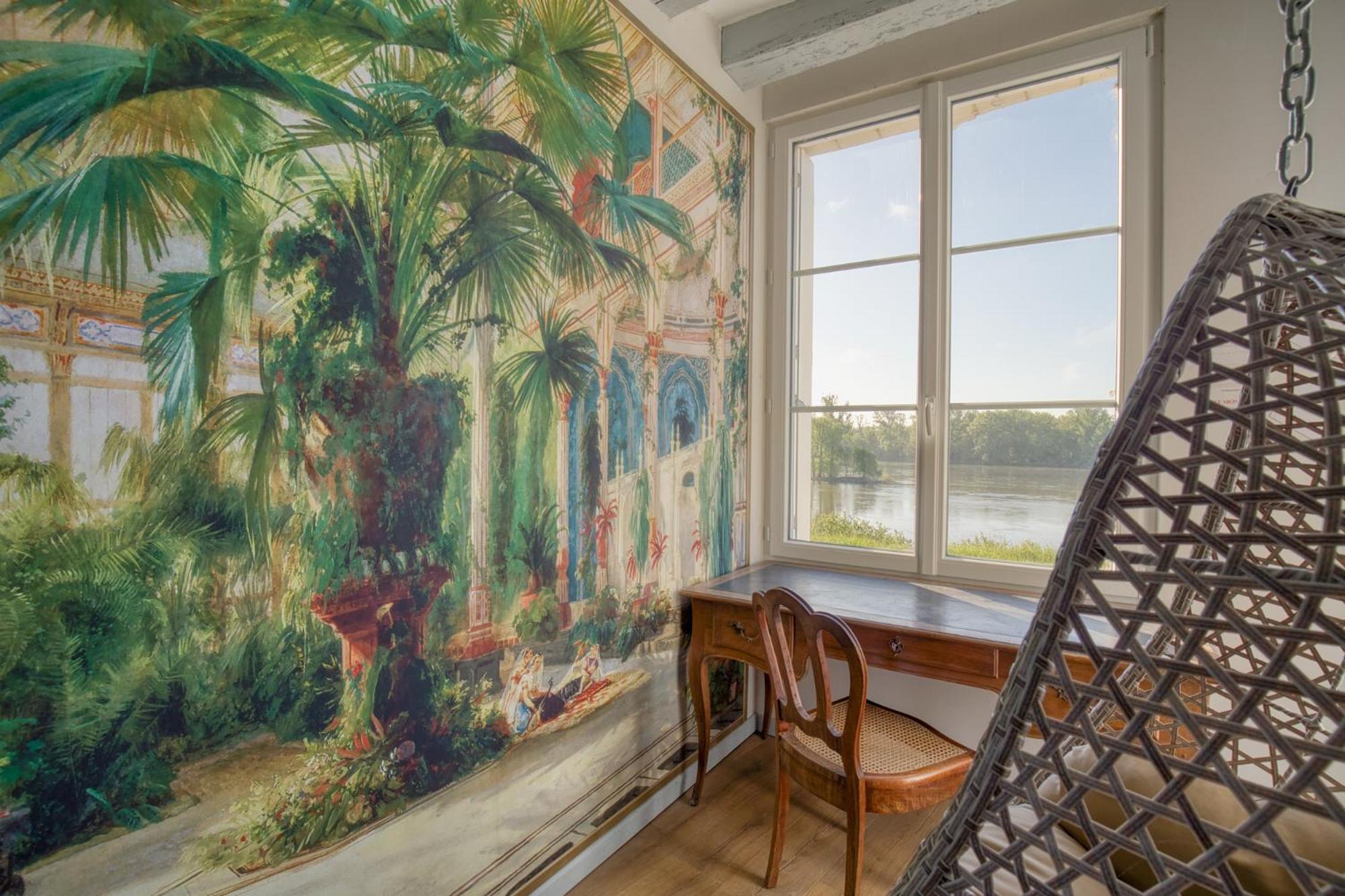 Jacuzzi Et Vue Sur Loire - Maison D'Hotes L'Odyssee La Chapelle-sur-Loire Extérieur photo